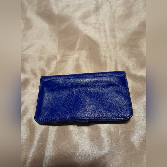 Vera Bradley wallet leather. - Picture 9 of 13